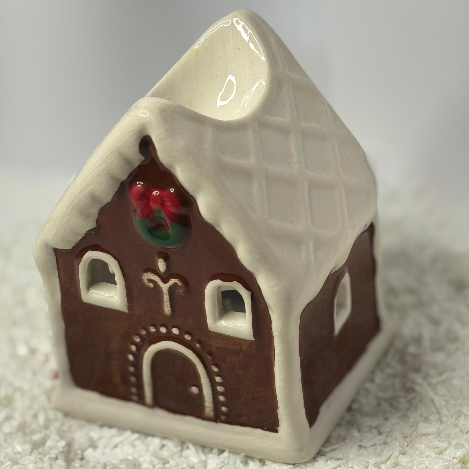 Wax burner - ”Brown Winter Cottage”