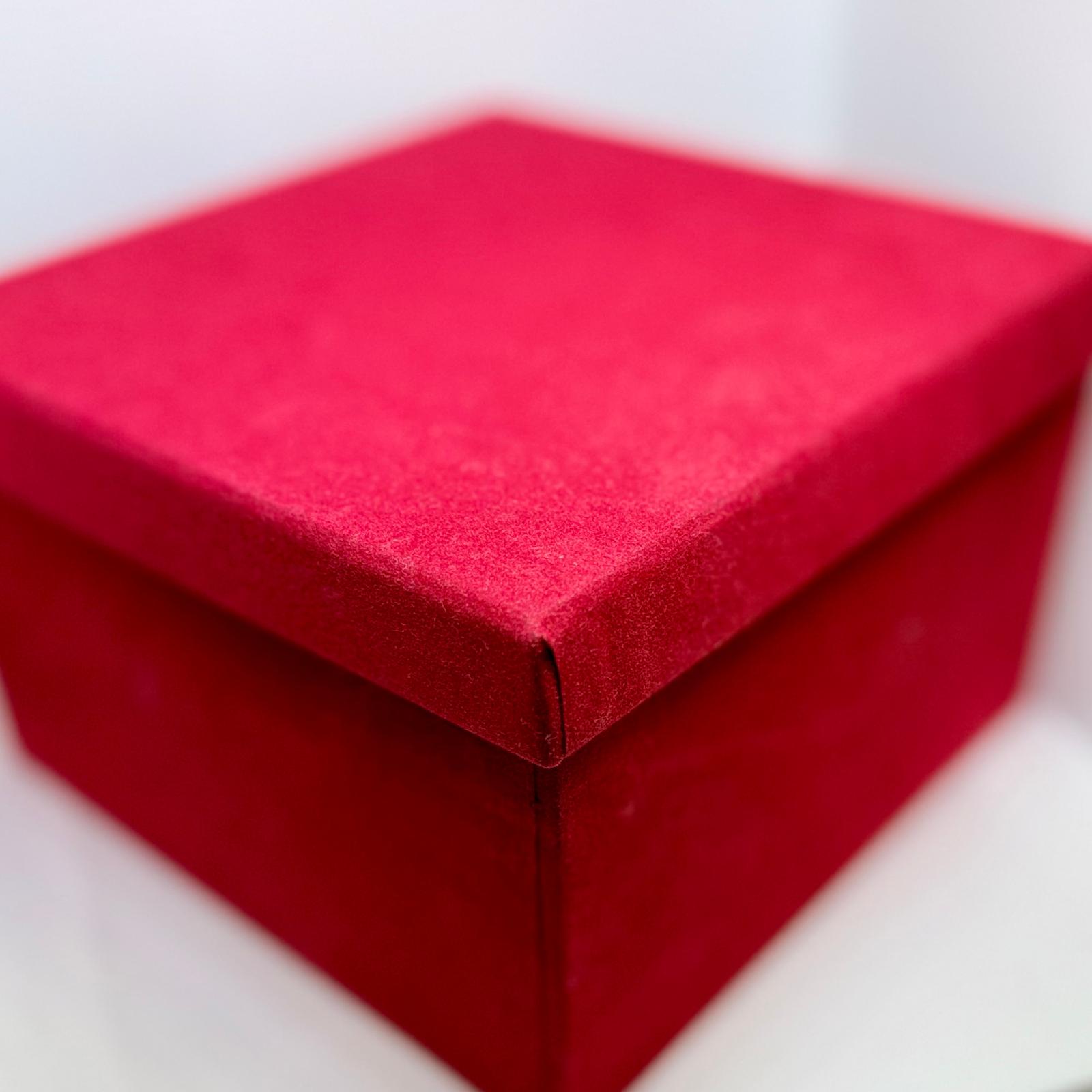 Velvet Love Gift Box
